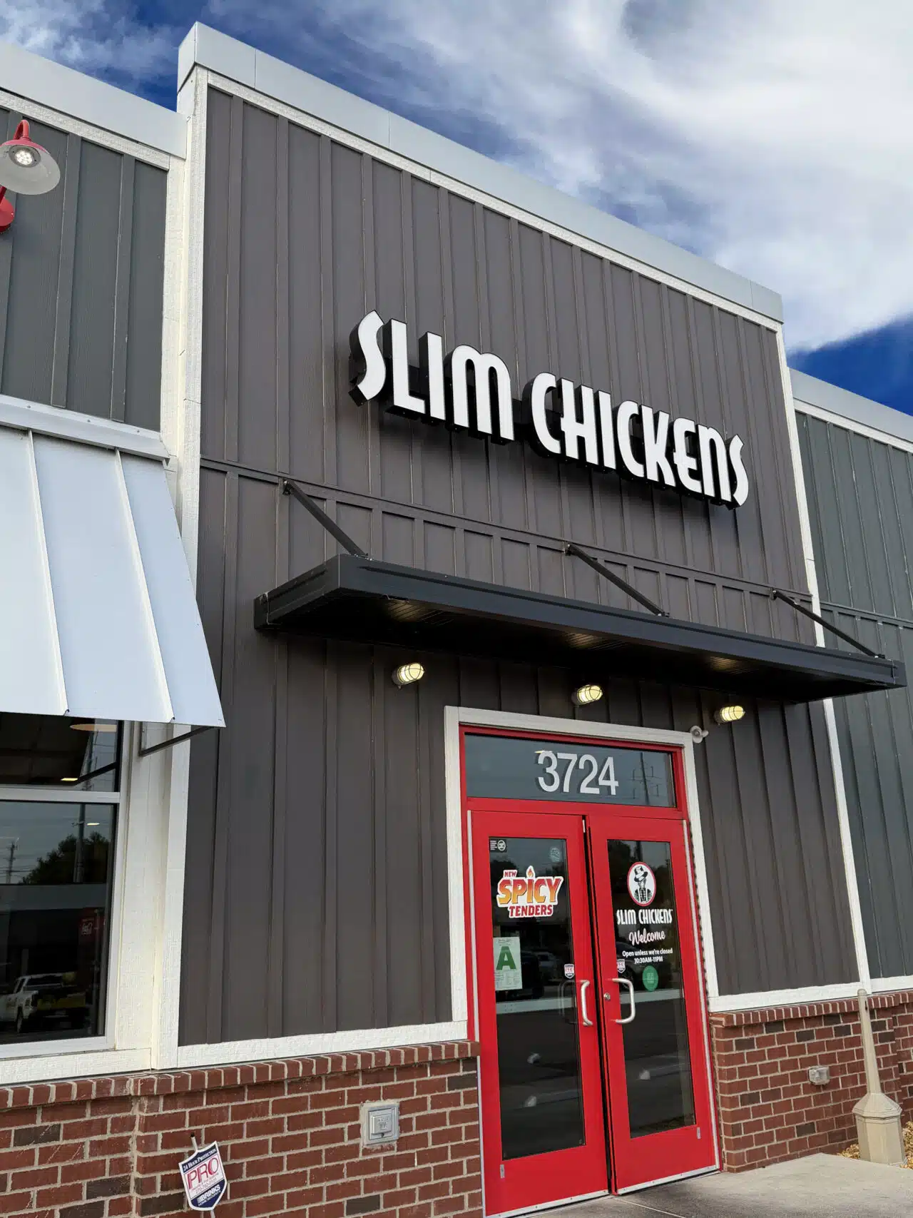 Slim Chickens Channel Letters