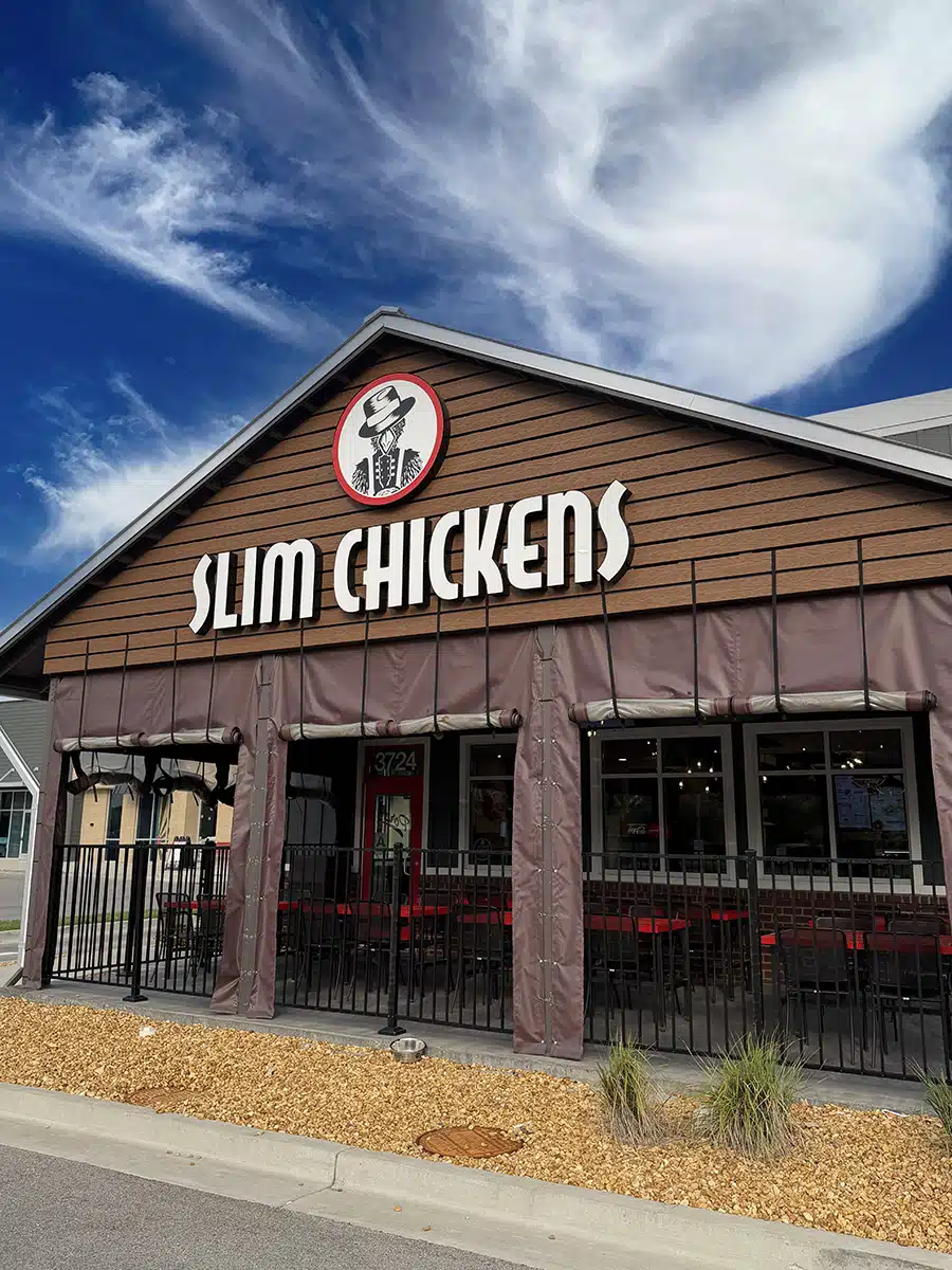Slim Chickens Storefront
